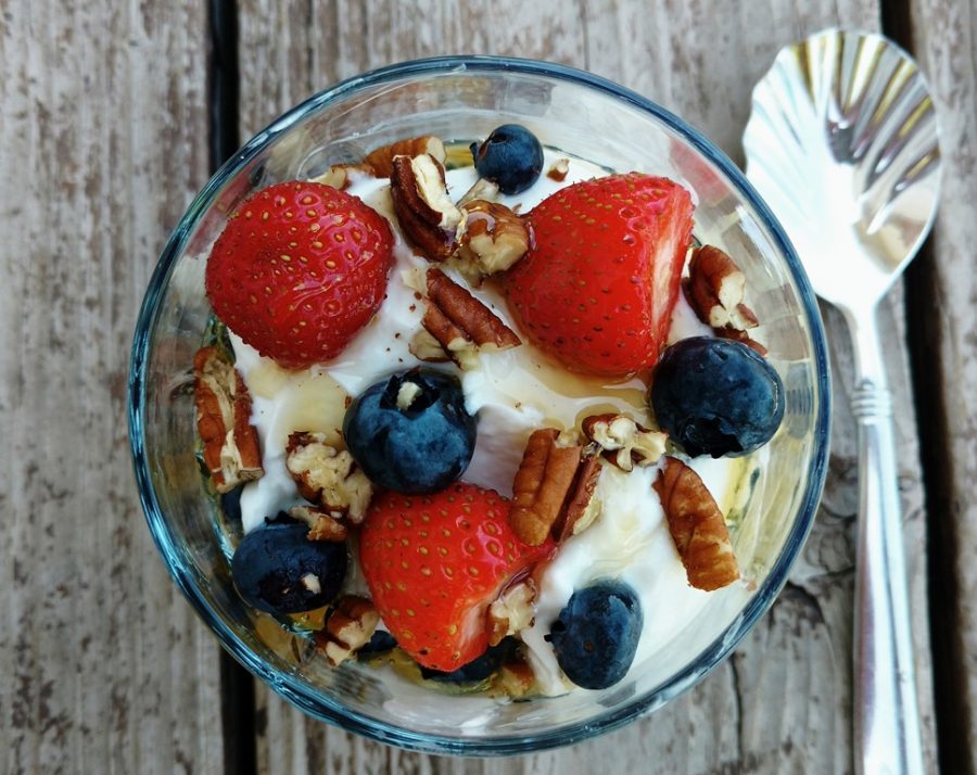 Fruit and Yogurt Parfait Hearty Smarty