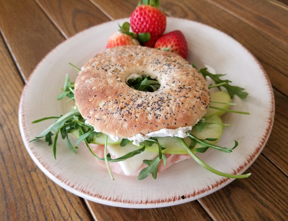 Vegan smoked salmon and cream cheese bagel recipe / Riverford