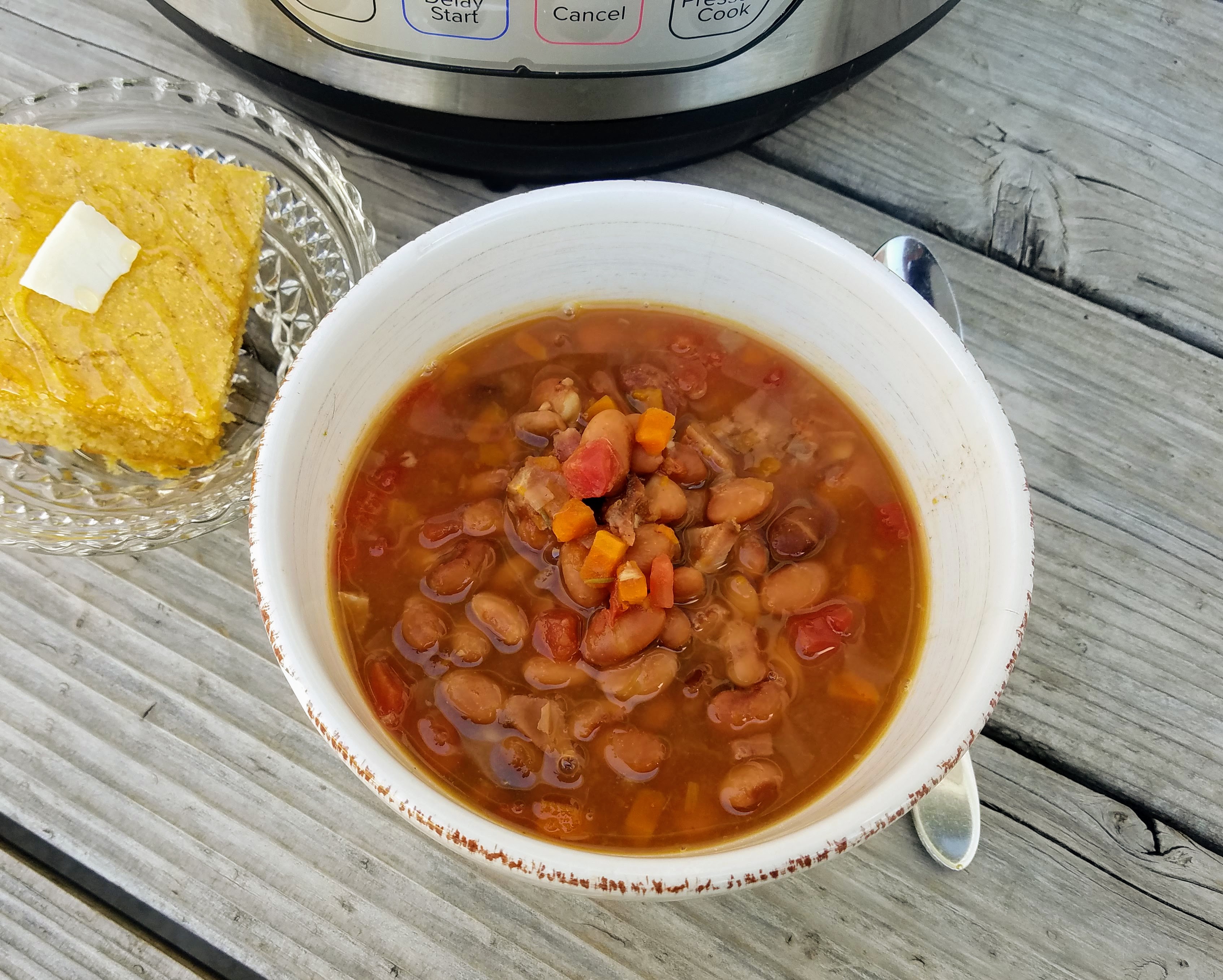 Instant Pot Bean and Bacon Soup