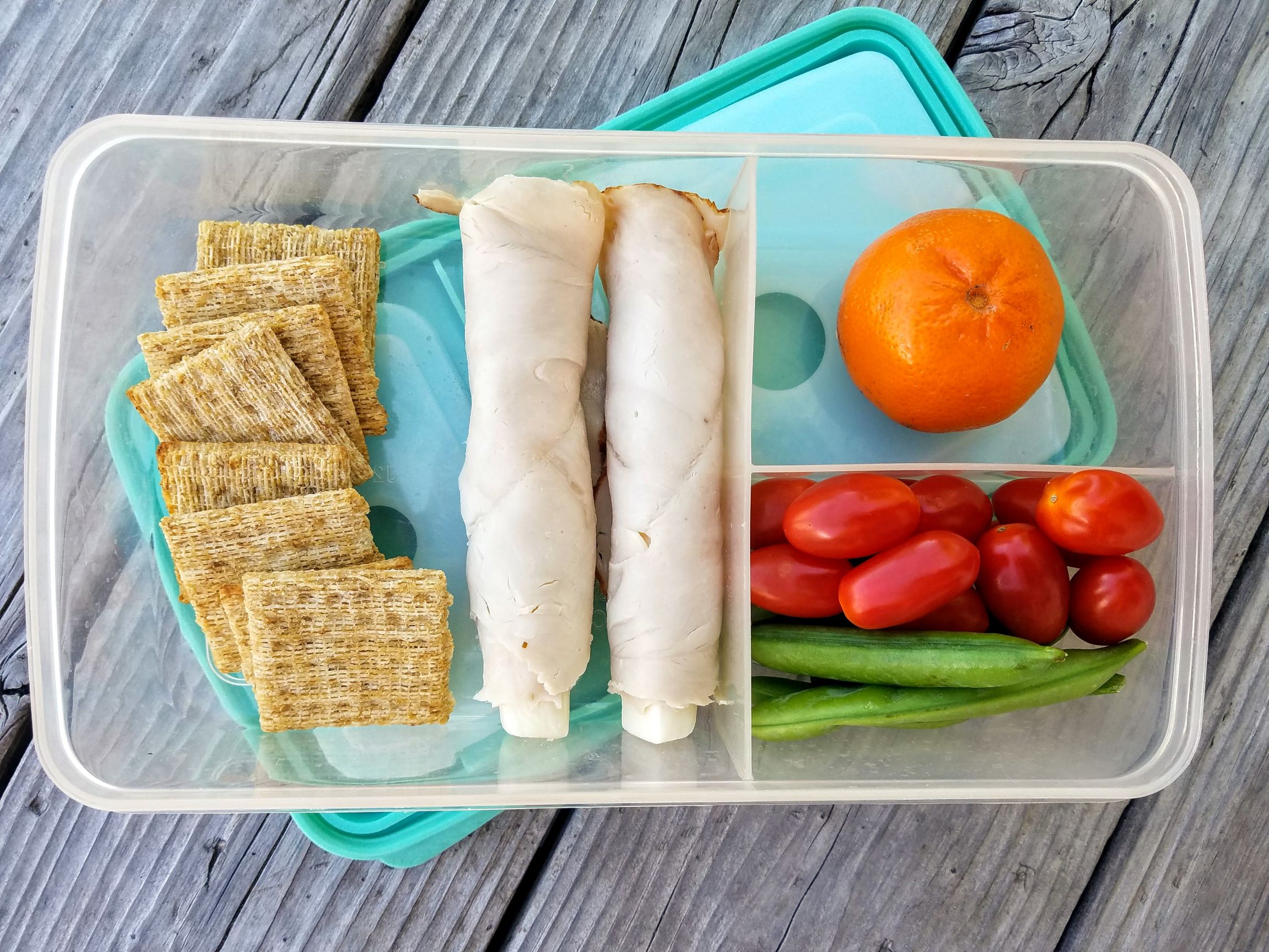 string-cheese-and-turkey-roll-ups-hearty-smarty