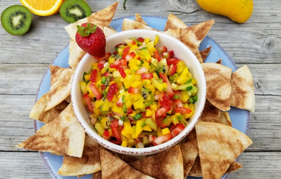 Tropical Fruit Salsa with Cinnamon Tortilla Chips Hearty Smarty