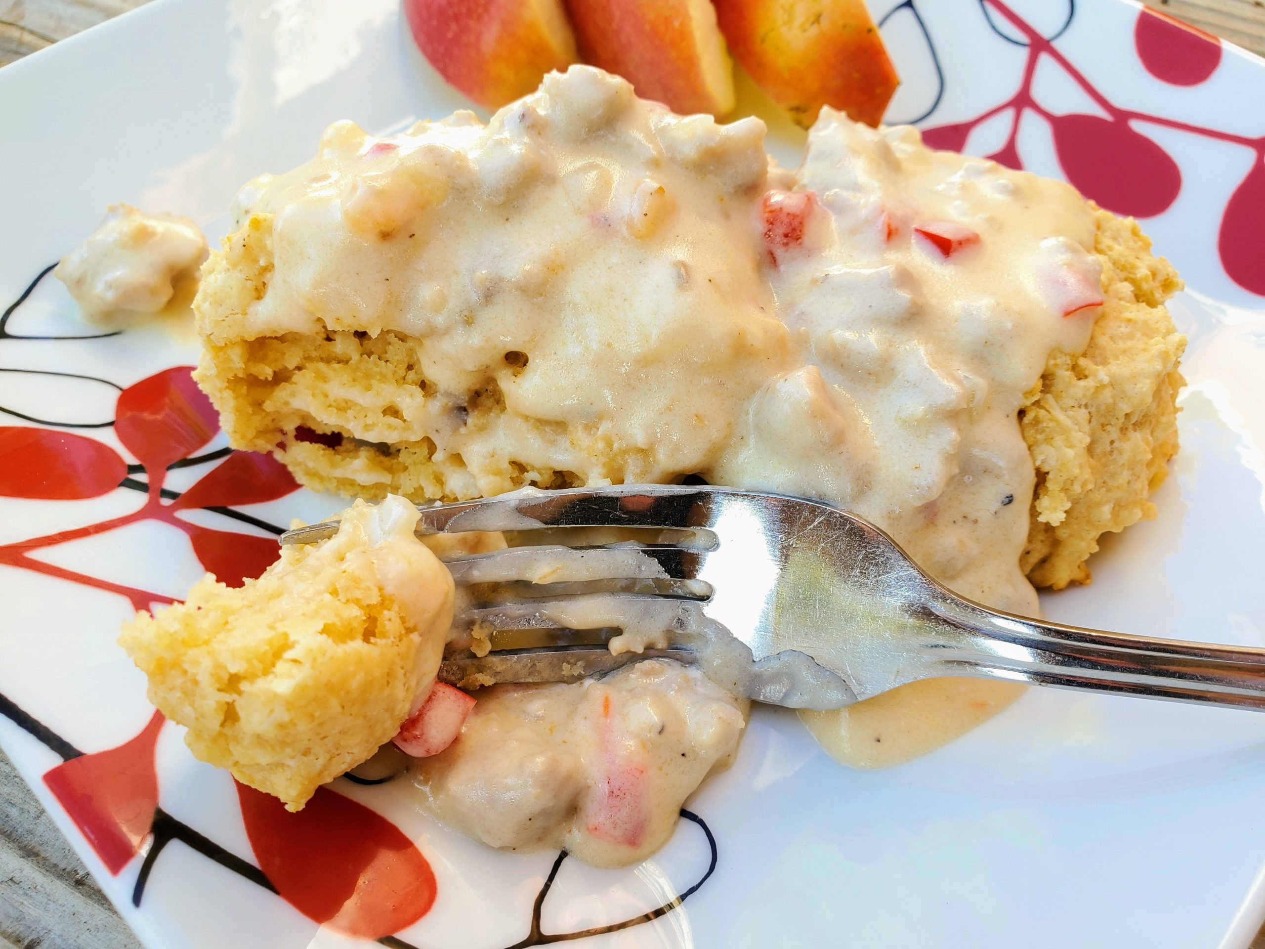 Drop Biscuits and Sausage Gravy + Video - TSRI